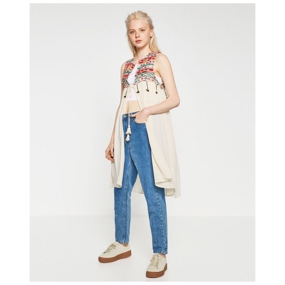 Embroidered Long Waistcoat PomPoms Ecru Cream - Picture 4 of 8